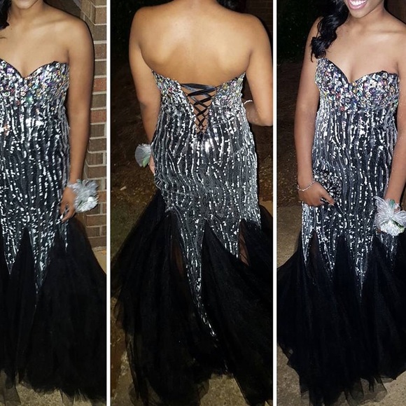 Prom Dress - Picture 1 of 3